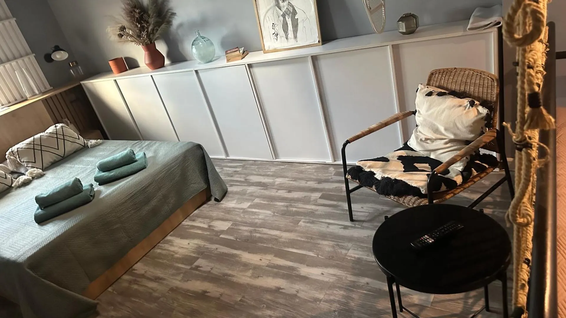 Marvellous Attic Studio In The Old Town Bucharest